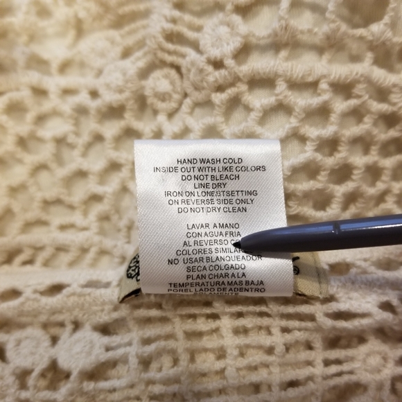 Democracy Boho Style Women's Embroidered Top - Picture 8 of 9